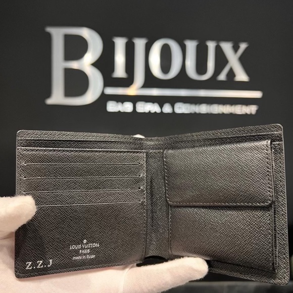 Damier Graphite Marco Wallet - Picture 4 of 8